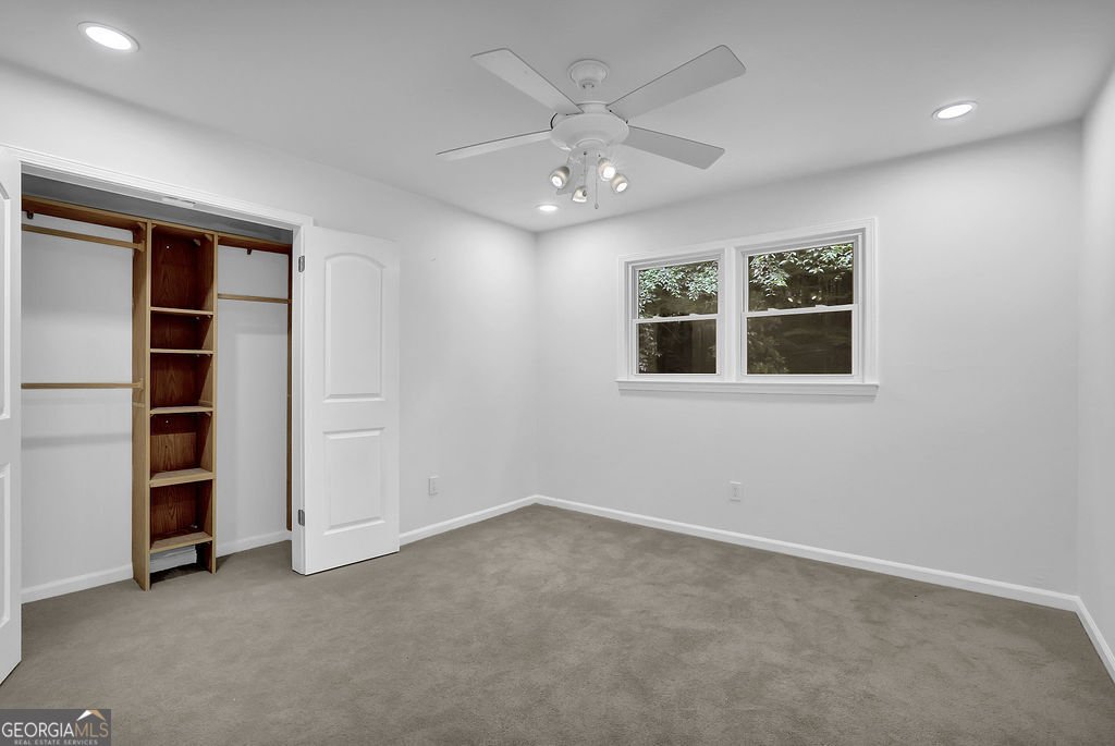 82 Vanessa Drive Smyrna - 25
