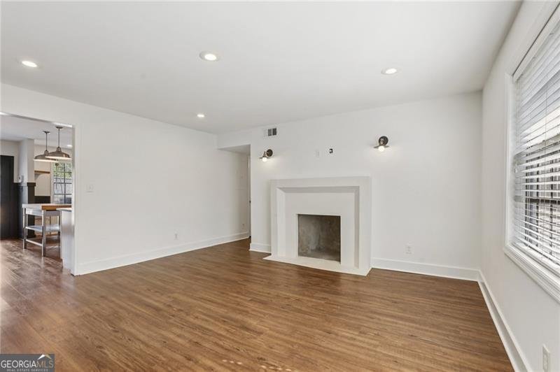 355 Winding River Drive Atlanta - 4