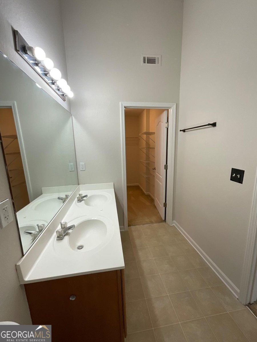 6941 Rogers Point Lithonia - 15