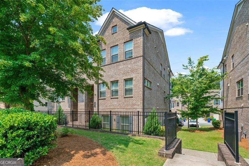 1463 EDGEBROOK Court Atlanta - 1