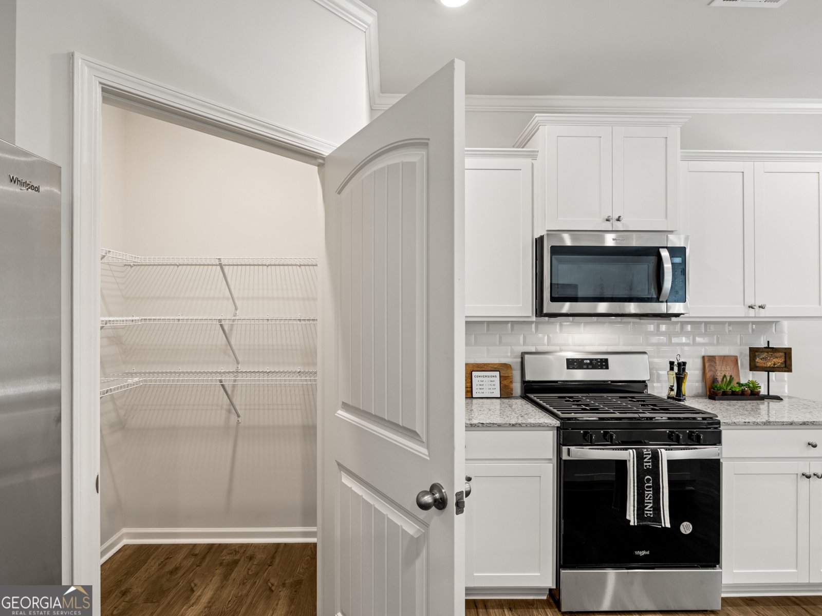 569 King Village Braselton - 8