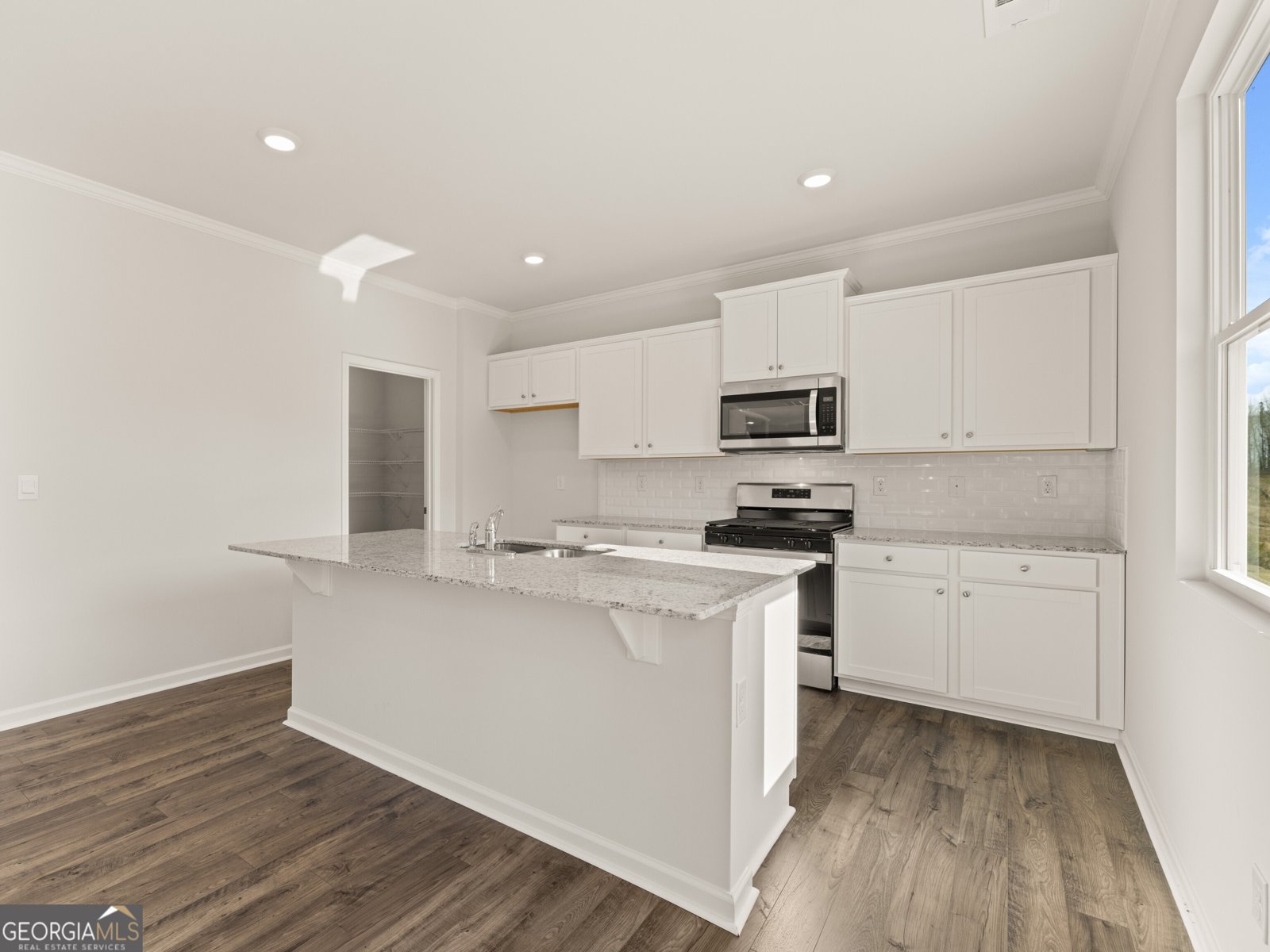 431 King Village Braselton - 7