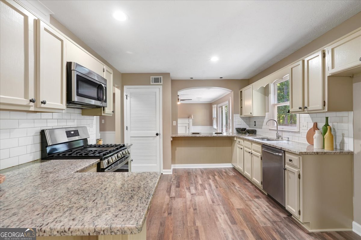 4378 Heritage Glen Court Marietta - 9