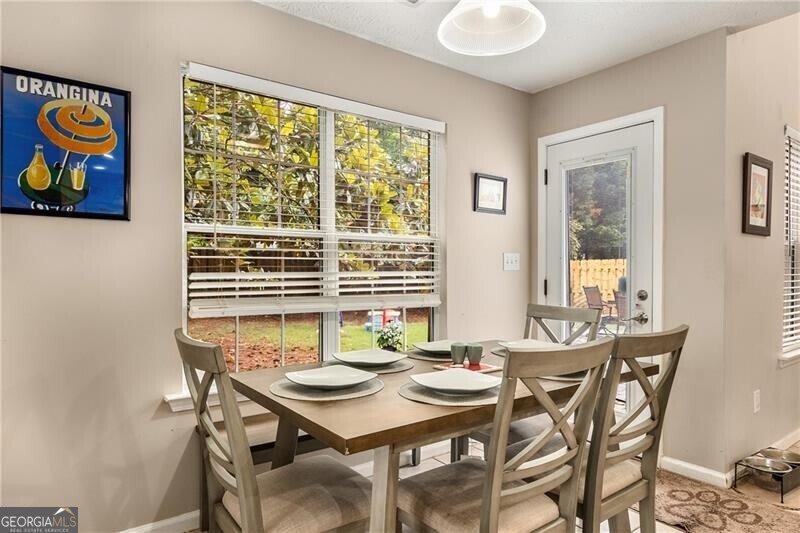 1355 Pinebreeze Way Marietta - 12