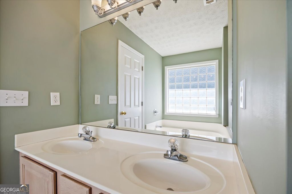 7825 Running Fox Trail Gainesville - 12