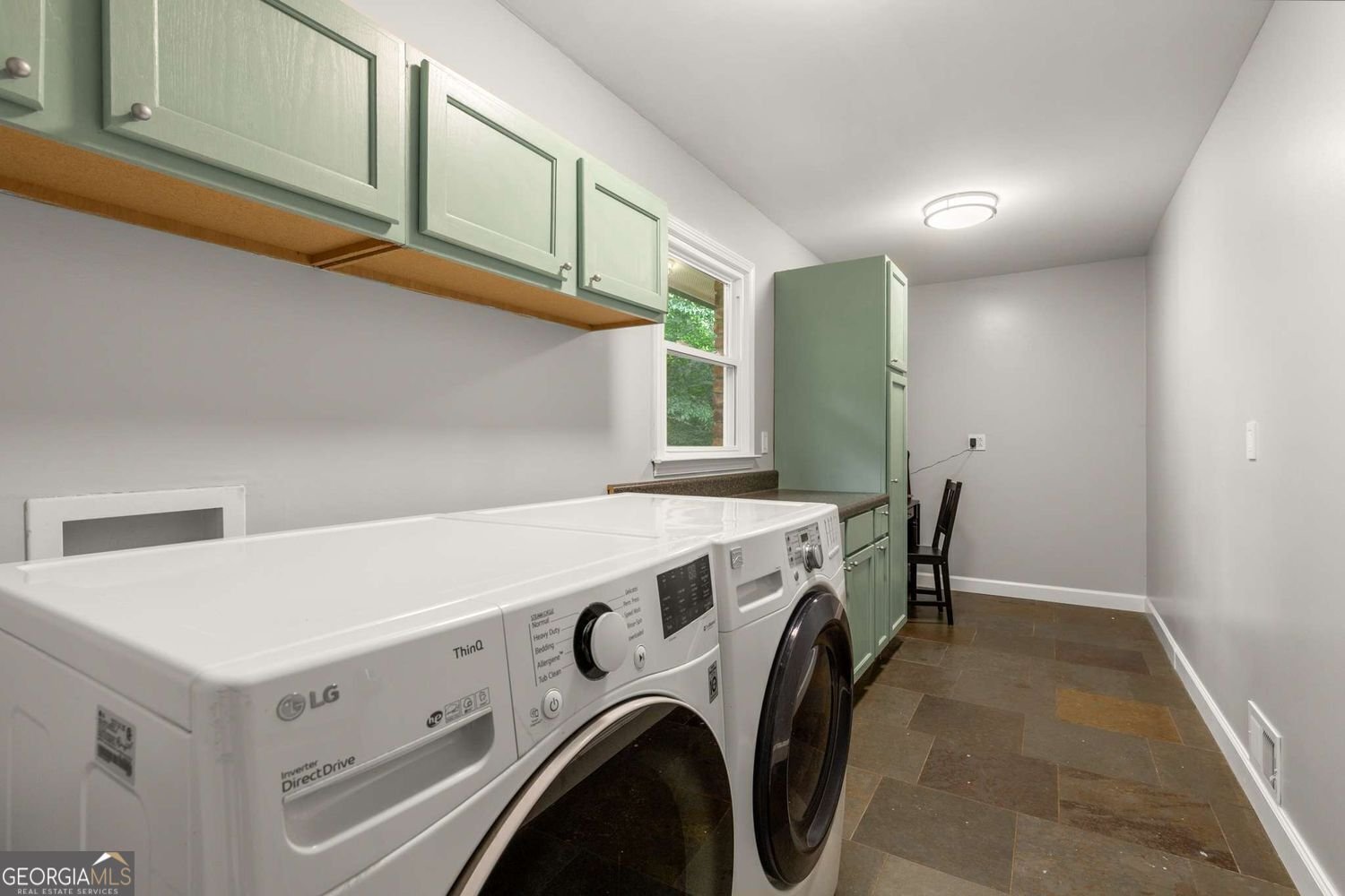 2892 Guinevere Drive Atlanta - 16