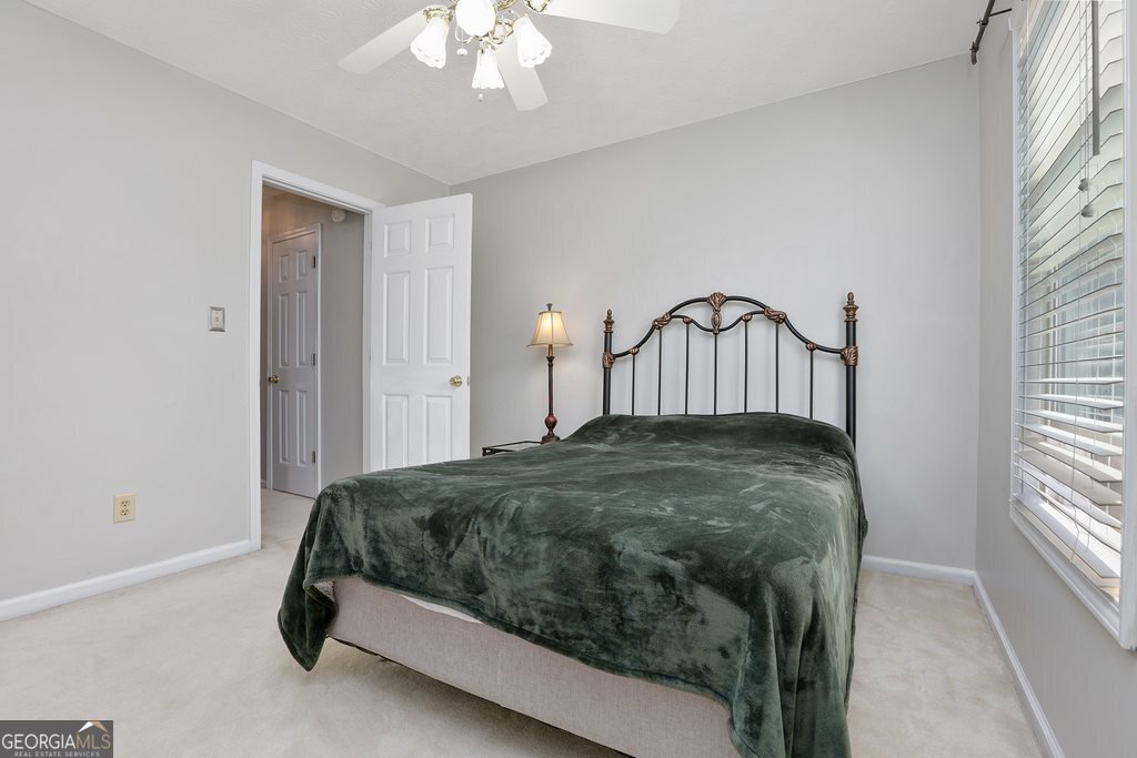 64 Harbour Lake Drive Fayetteville - 12