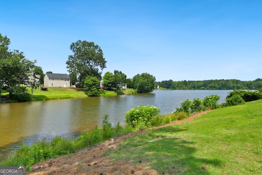 64 Harbour Lake Drive Fayetteville - 26