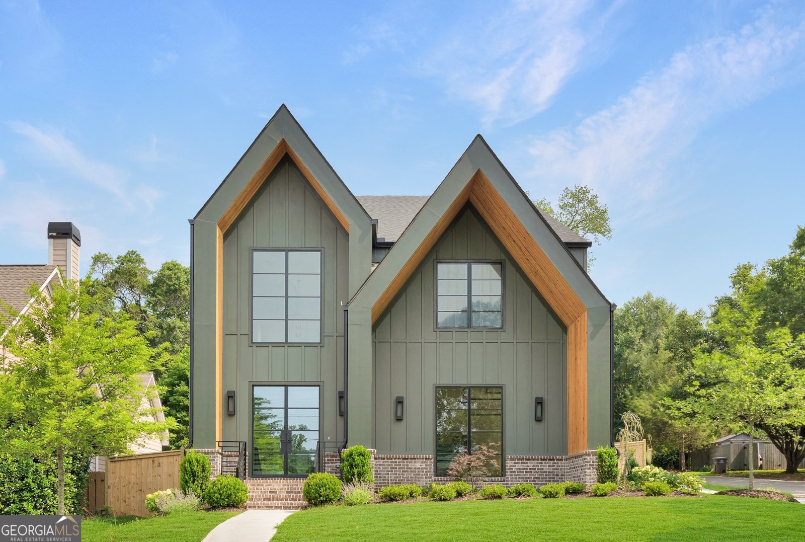 504 Barrington Drive Roswell - 1