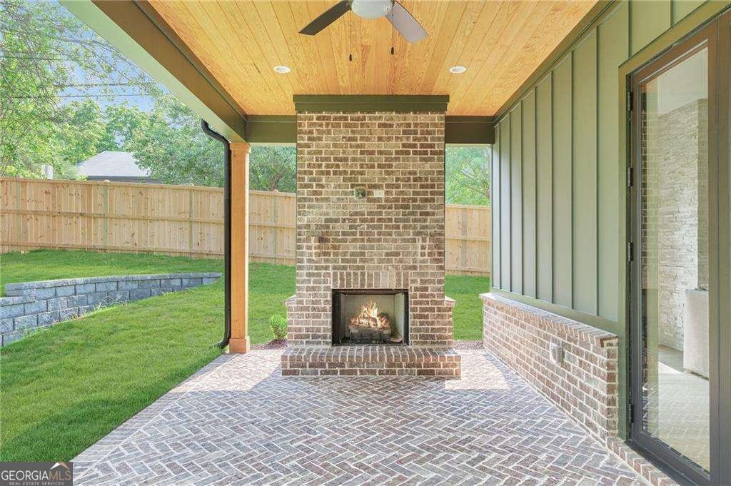 504 Barrington Drive Roswell - 28