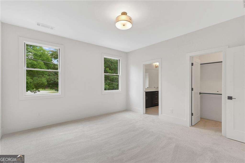 504 Barrington Drive Roswell - 40