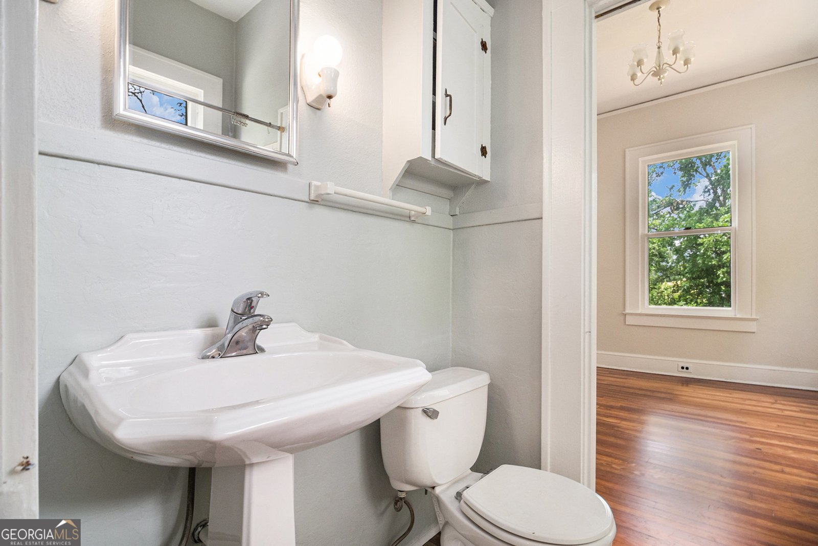 104 4TH Street Manchester - 10