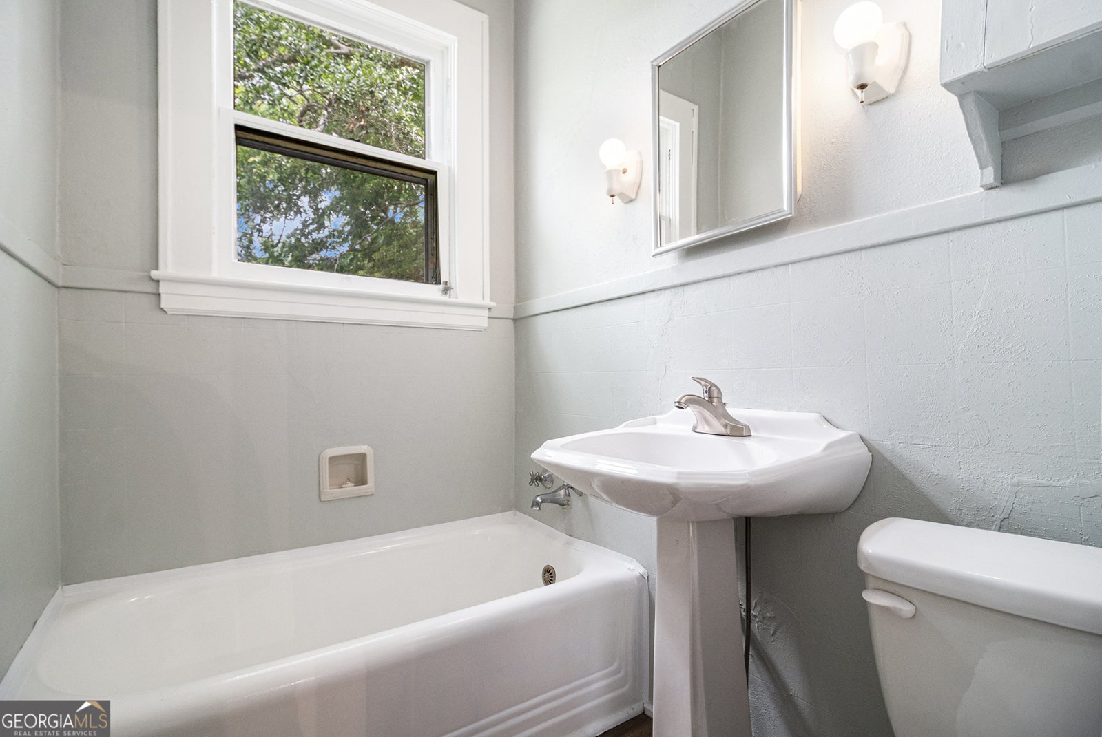 104 4TH Street Manchester - 16
