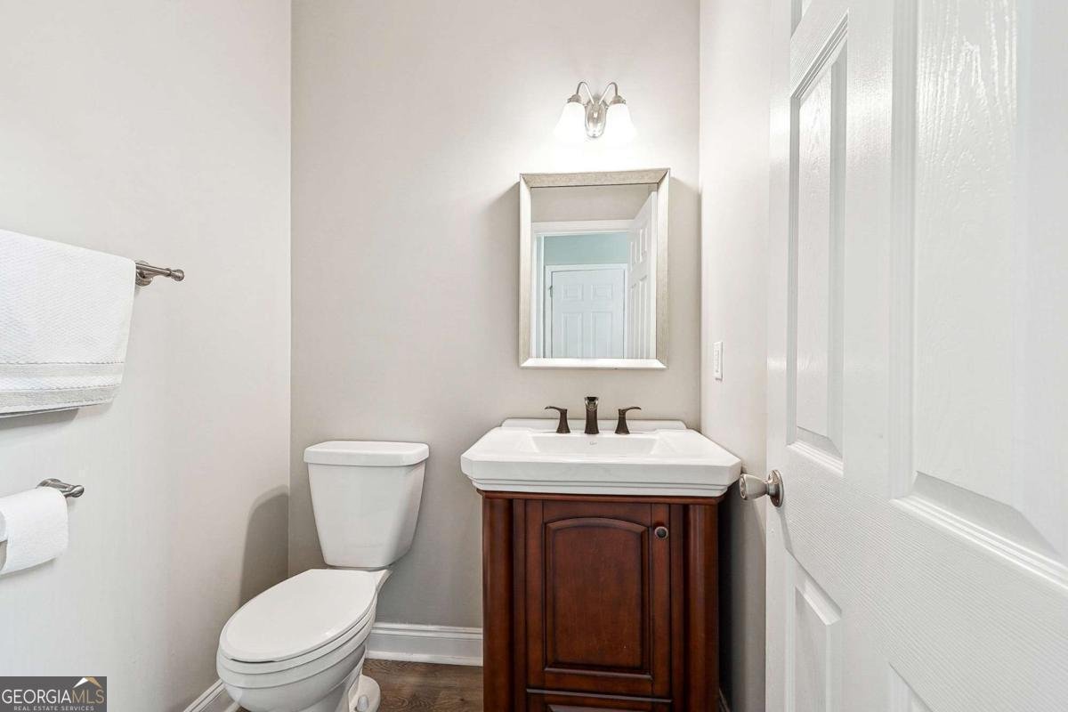 5752 Pleasant Woods Drive Flowery Branch - 30