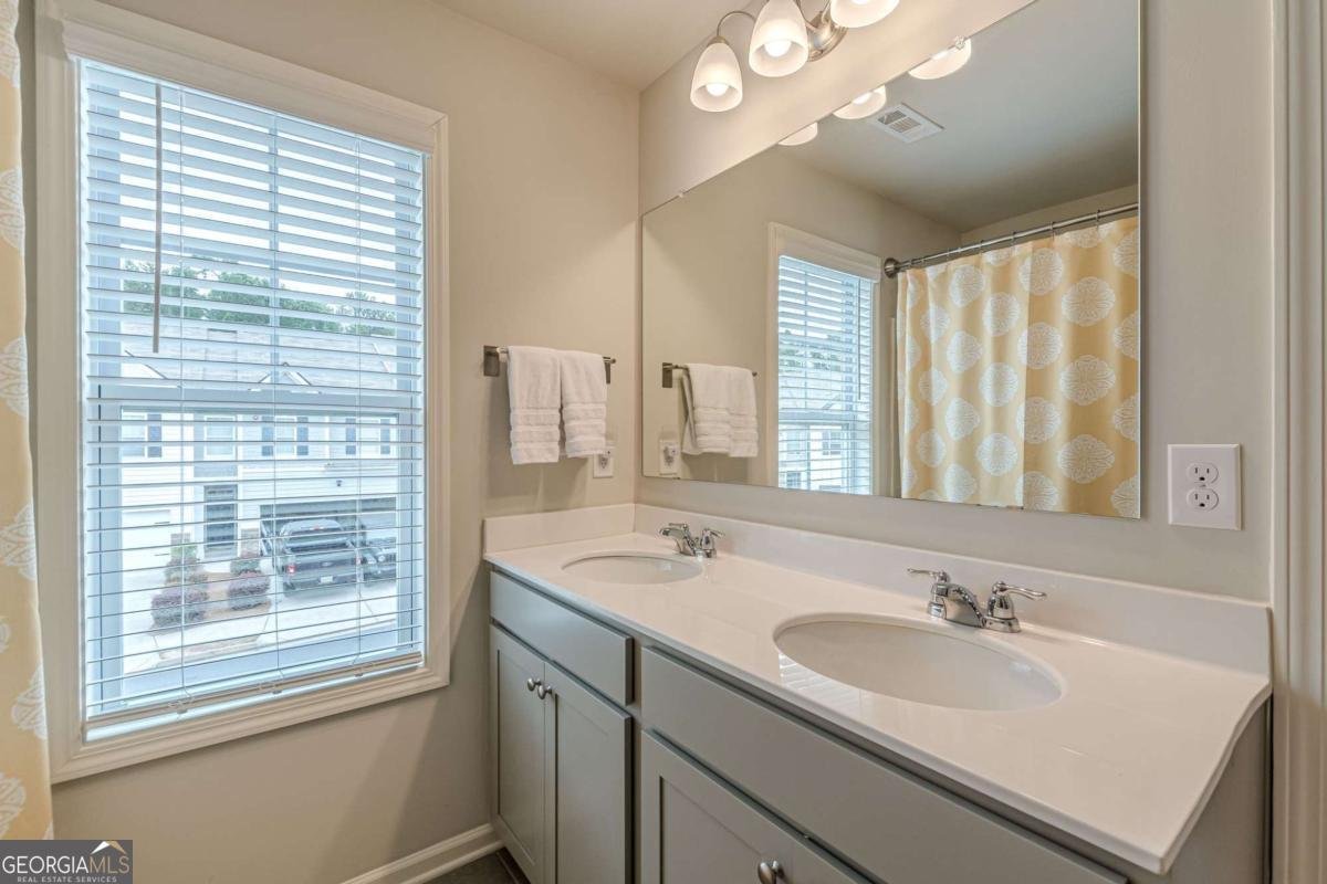 739 Woodstock Grove Drive Woodstock - 10