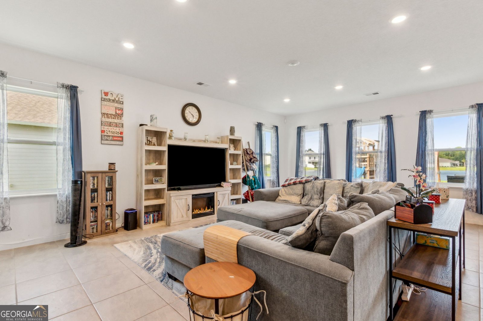 124 College Street Kingsland - 11