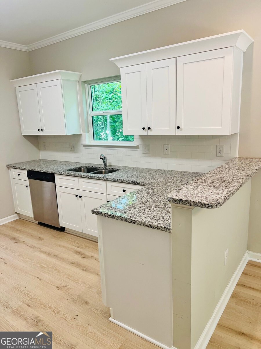 377 Fieldcrest Drive Dallas - 13
