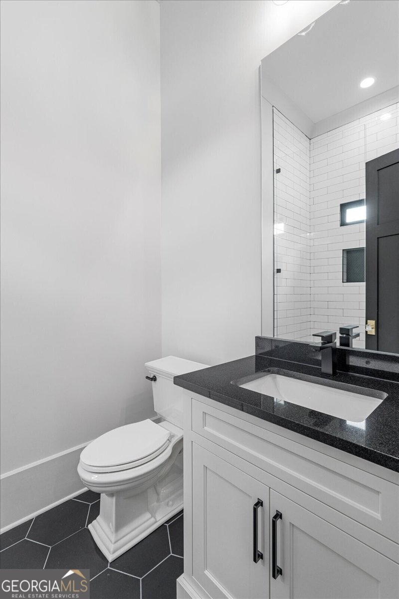 4927 SLATON Drive Acworth - 98