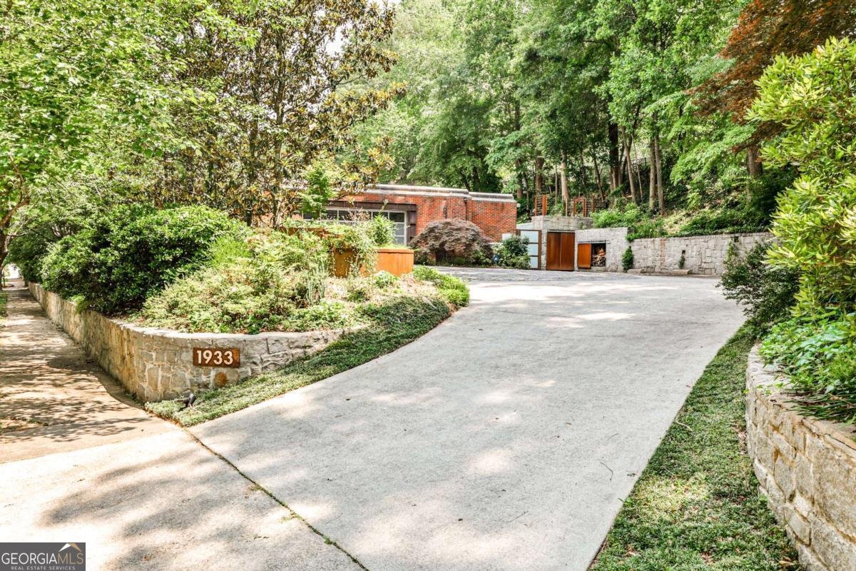 1933 MCLENDON Avenue Atlanta - 59