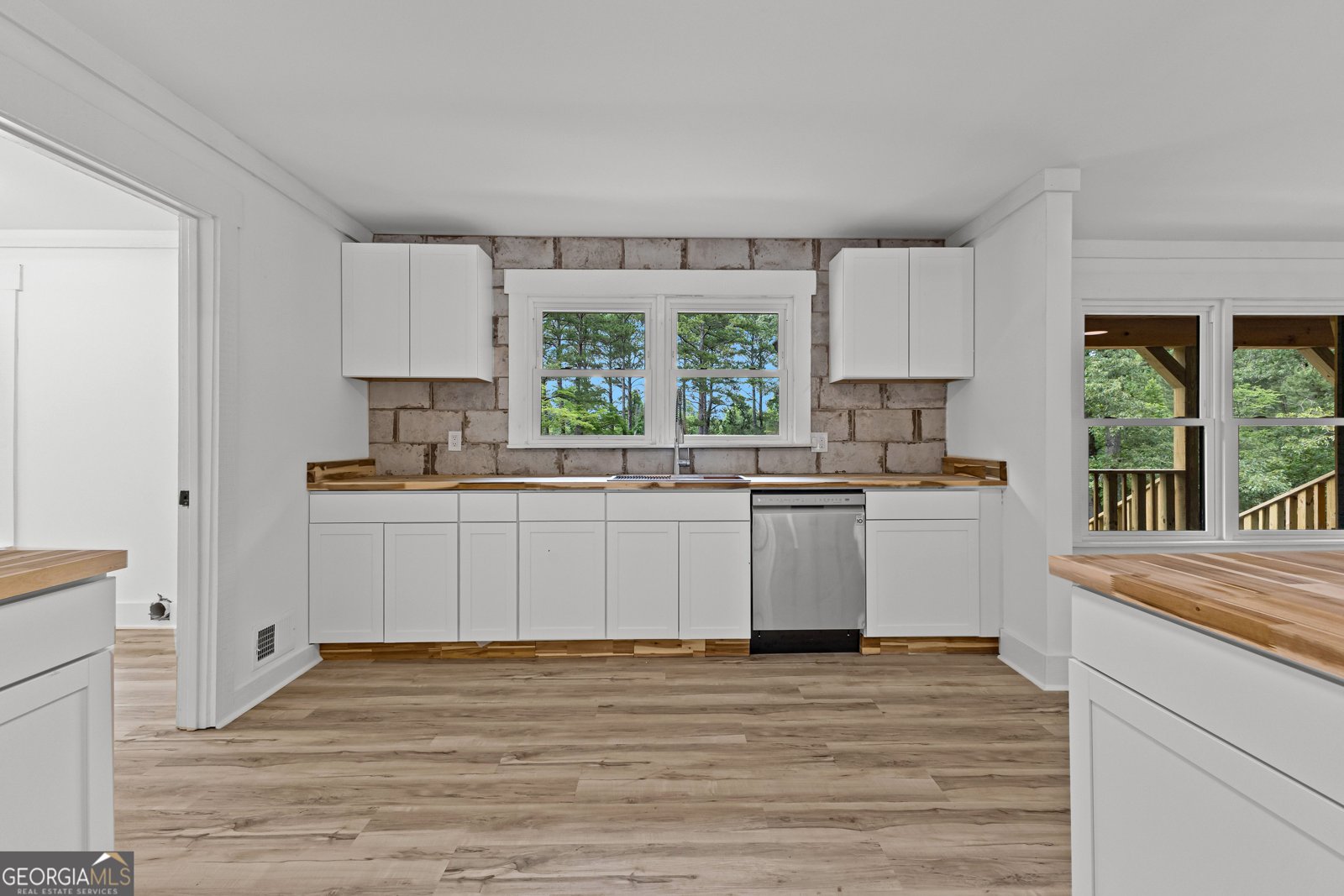 8129 Giles Road Douglasville - 17
