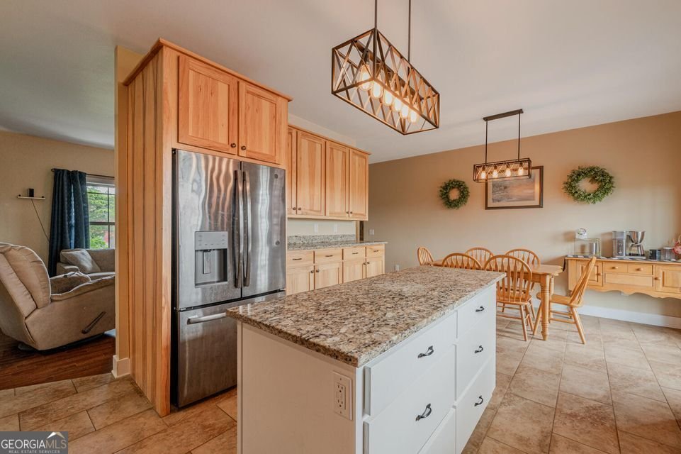 84 York Road Lafayette - 11