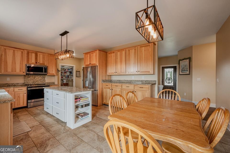 84 York Road Lafayette - 9
