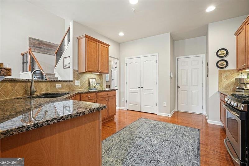 411 MOUNTAIN VIEW Lane Woodstock - 21