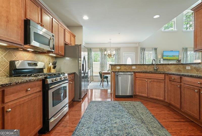 411 MOUNTAIN VIEW Lane Woodstock - 22