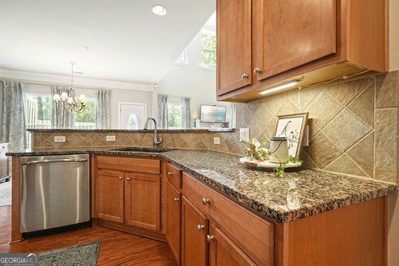 411 MOUNTAIN VIEW Lane Woodstock - 25