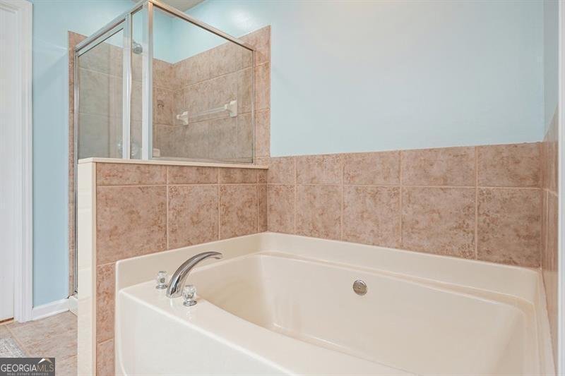 411 MOUNTAIN VIEW Lane Woodstock - 33