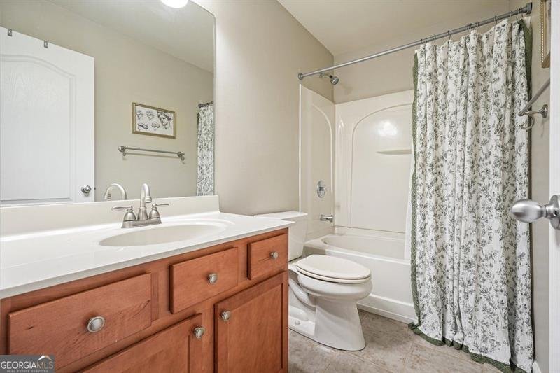 411 MOUNTAIN VIEW Lane Woodstock - 38