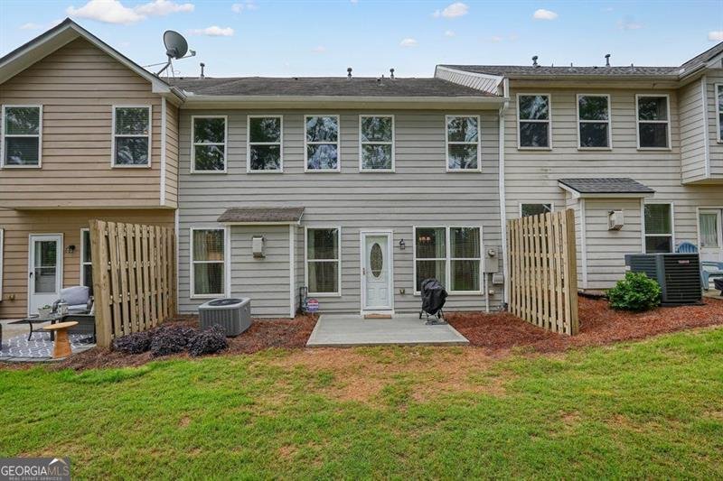 411 MOUNTAIN VIEW Lane Woodstock - 43
