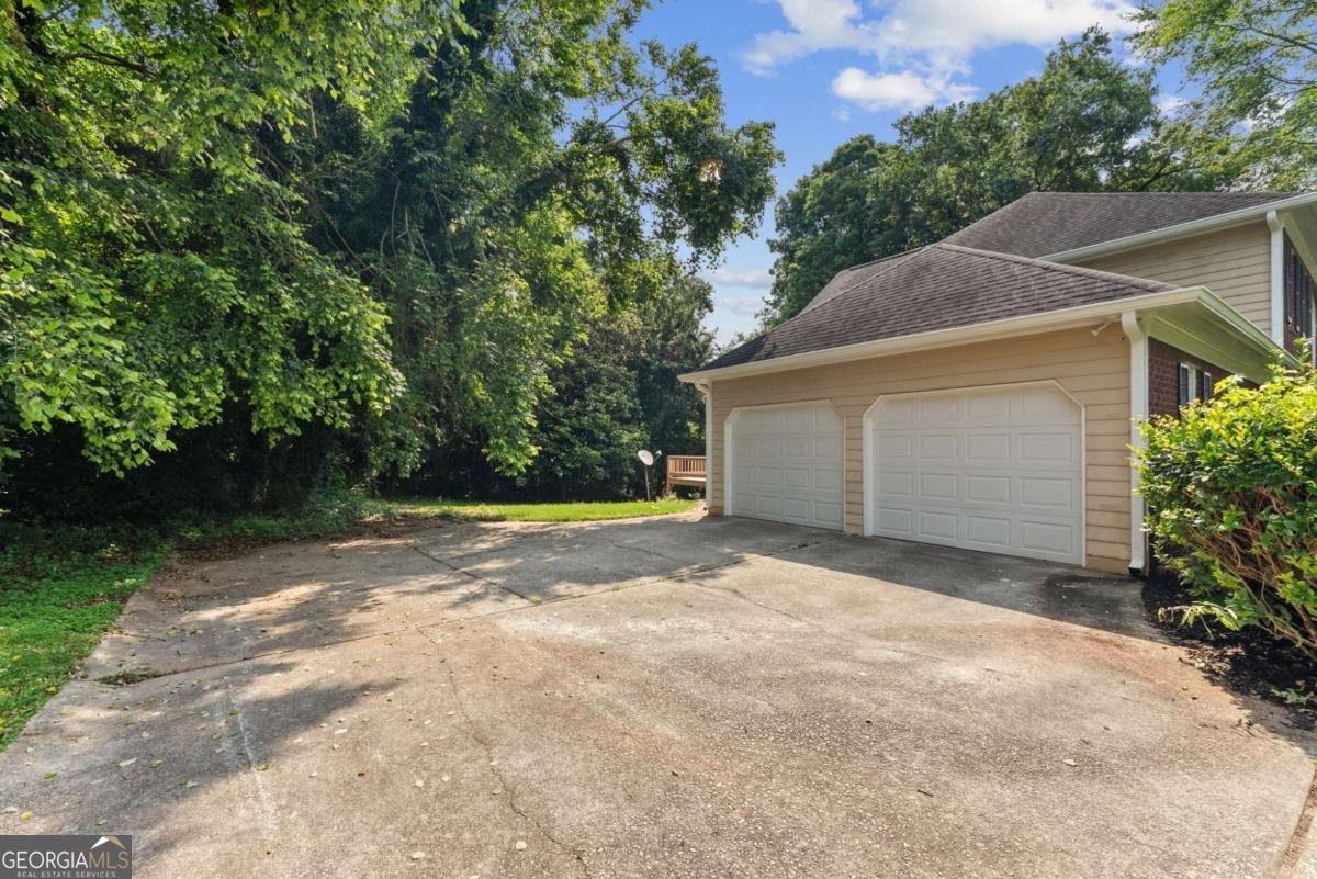 3878 Brookside Parkway Decatur - 33