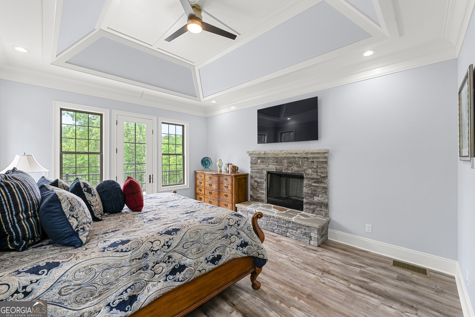 7519 WATERVIEW Cove Douglasville - 23