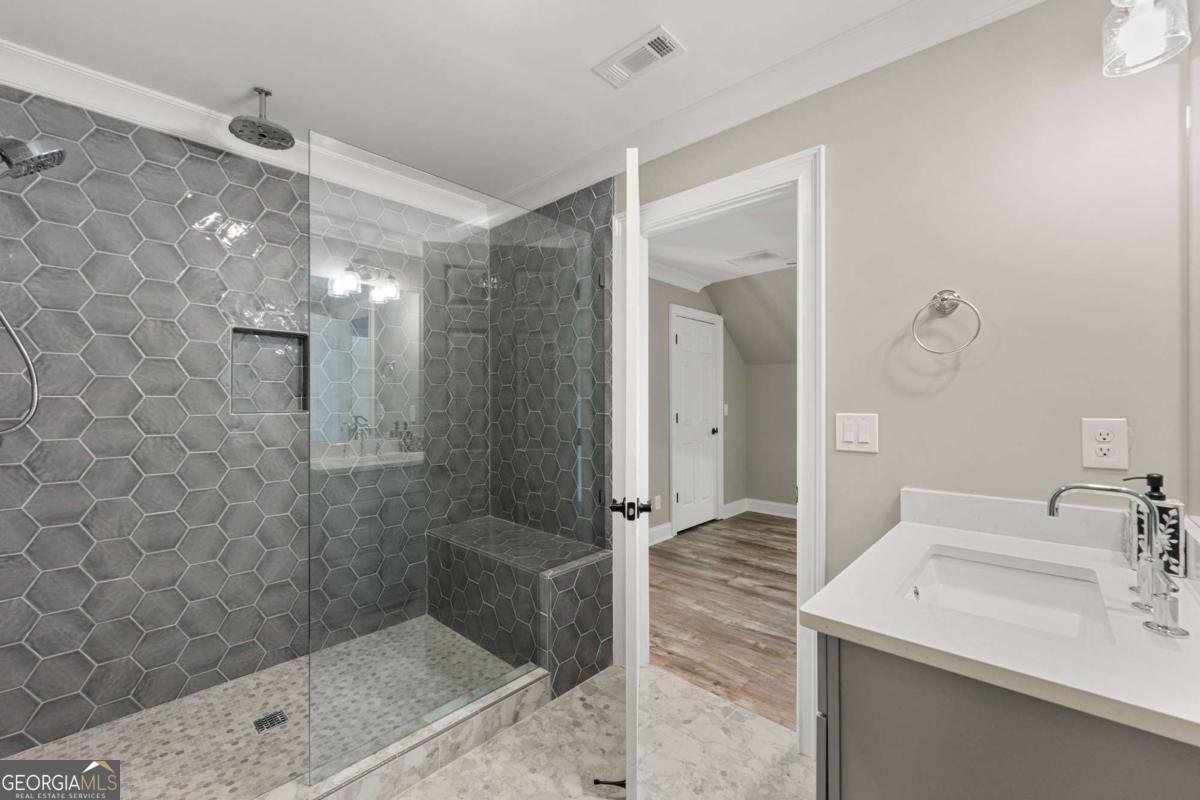 7519 WATERVIEW Cove Douglasville - 36