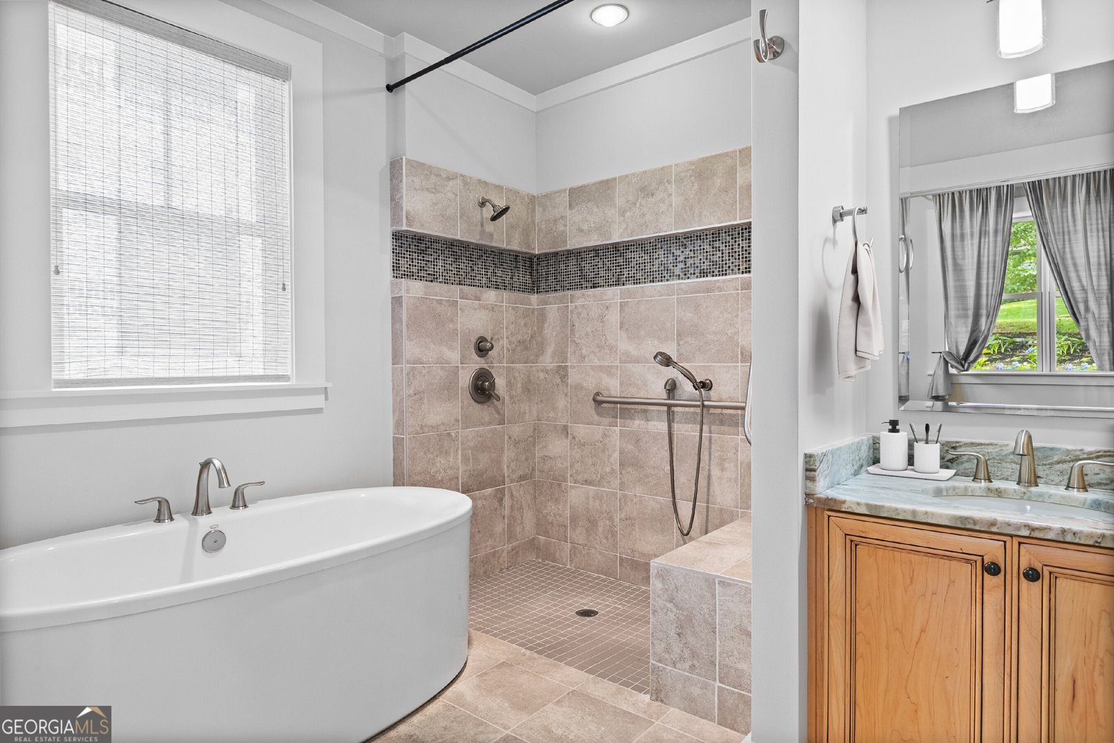 407 Westside Drive Roswell - 39