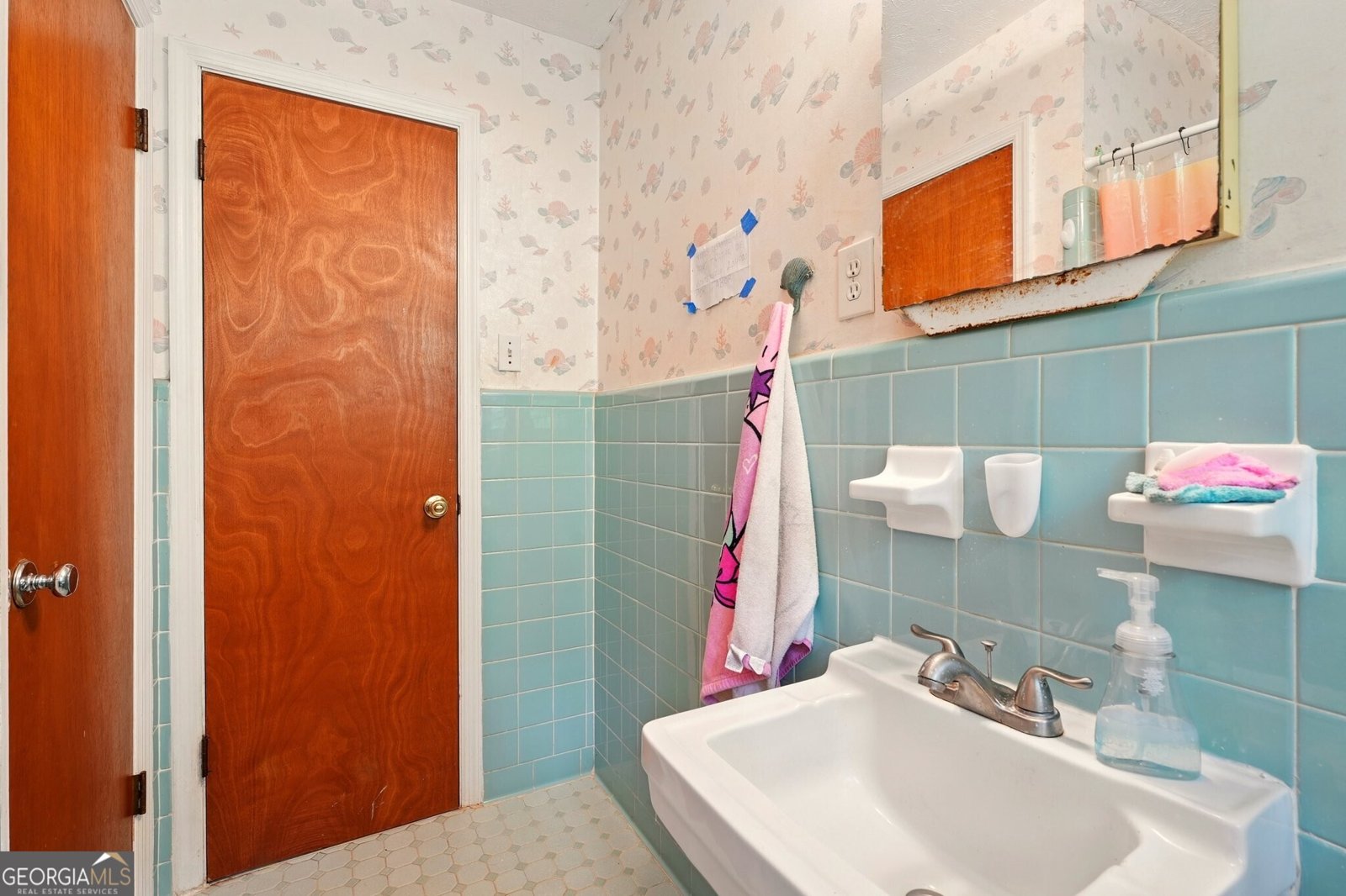 6126 Knights Lane Douglasville - 6