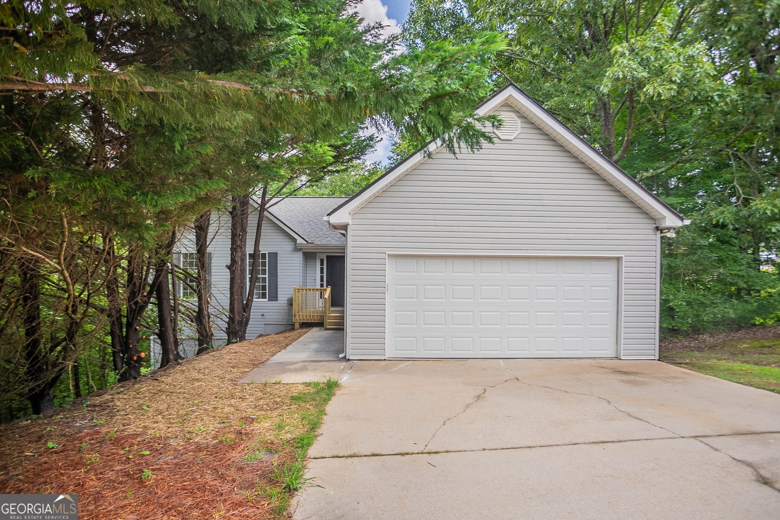 5096 Limerick Lane Flowery Branch - 1