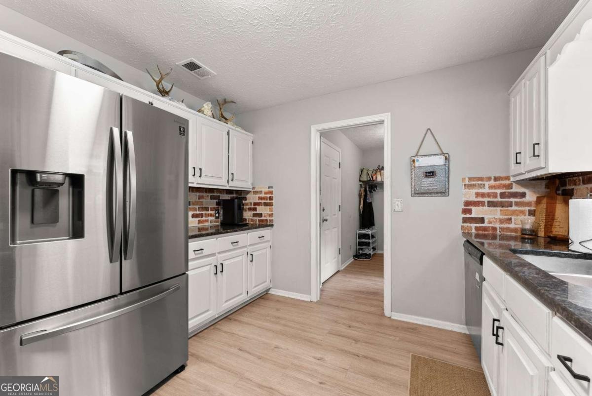 239 Hidden Court Winder - 19