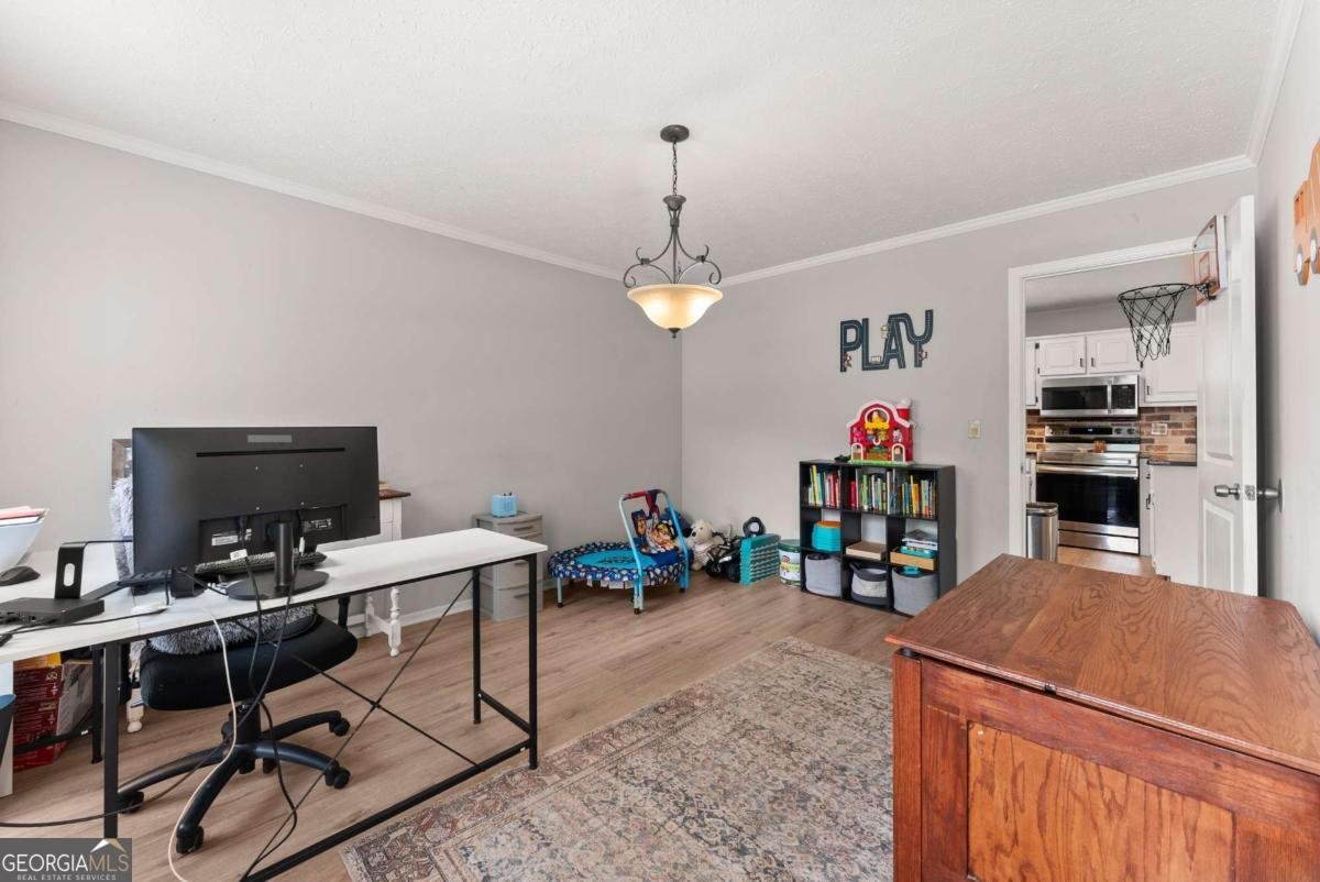 239 Hidden Court Winder - 23