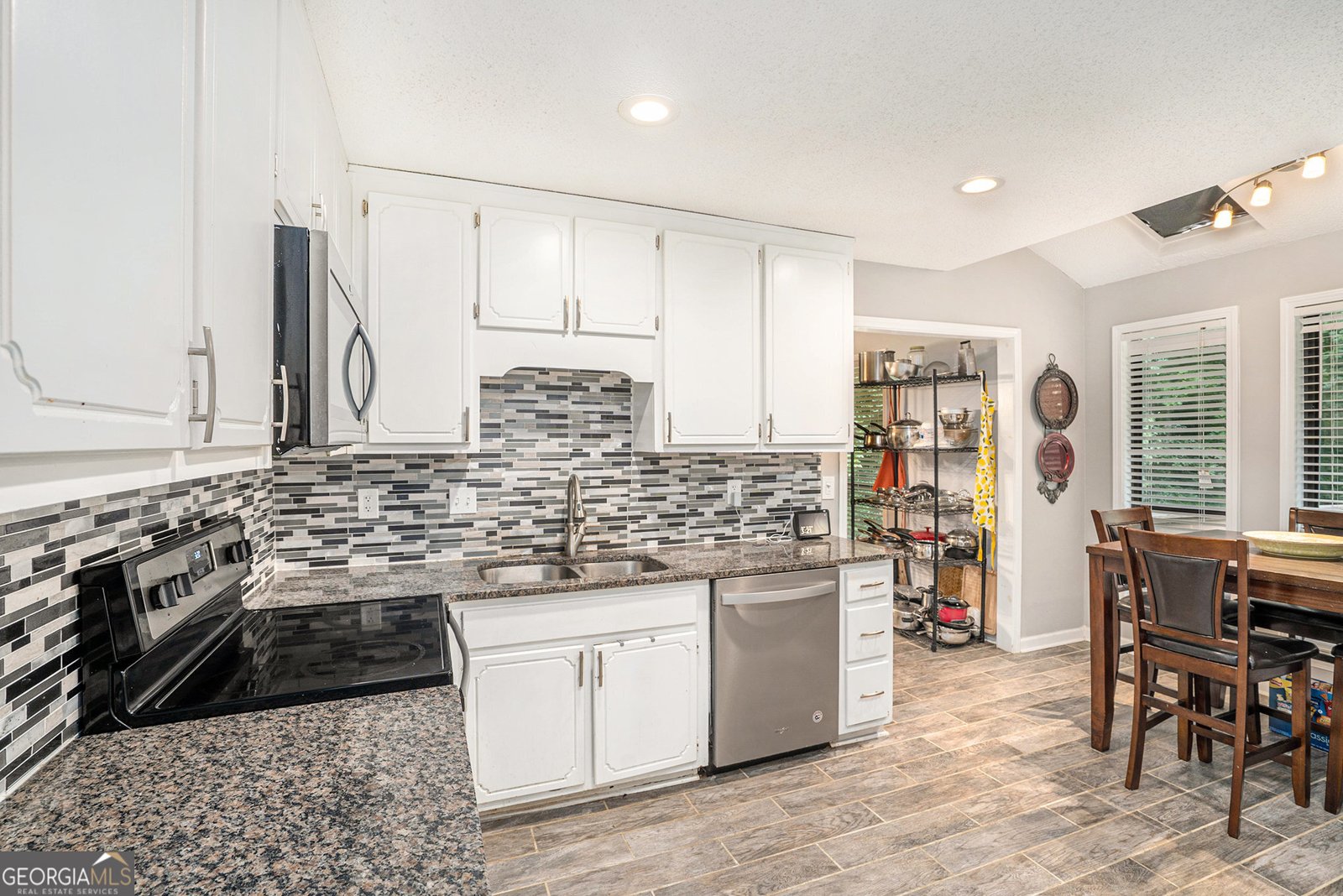 8605 Stone Creek Court Douglasville - 12