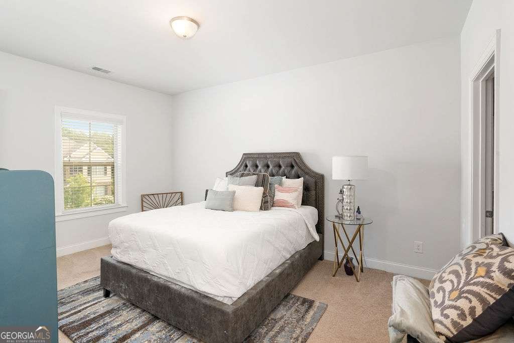 3692 WARTRACE Drive South Fulton - 33