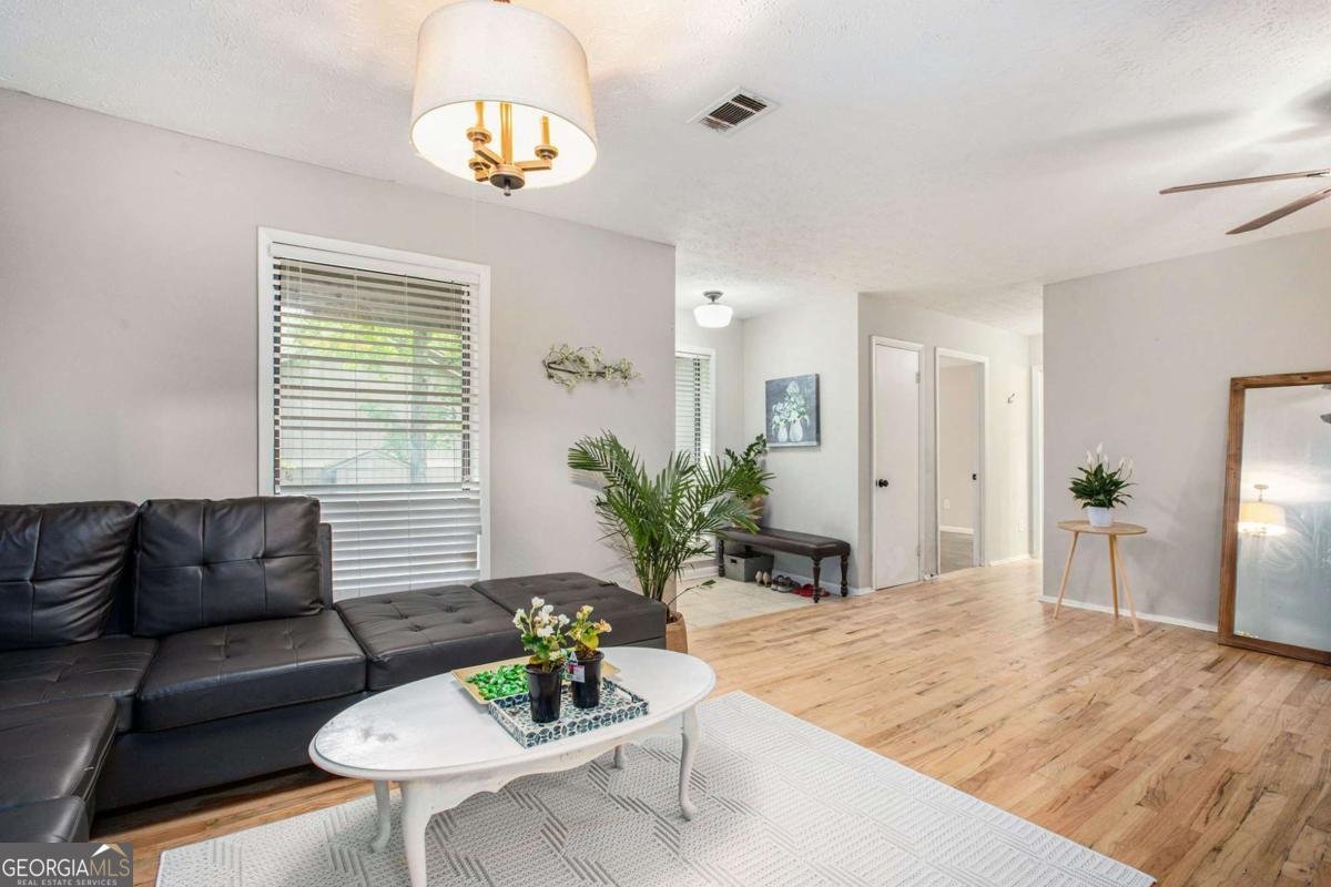 8740 Roswell Road Atlanta - 4