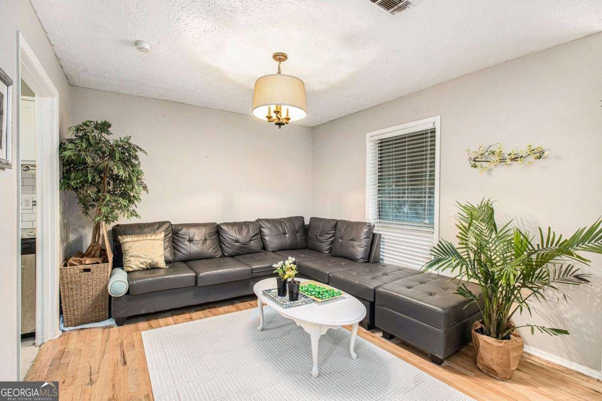 8740 Roswell Road Atlanta - 5