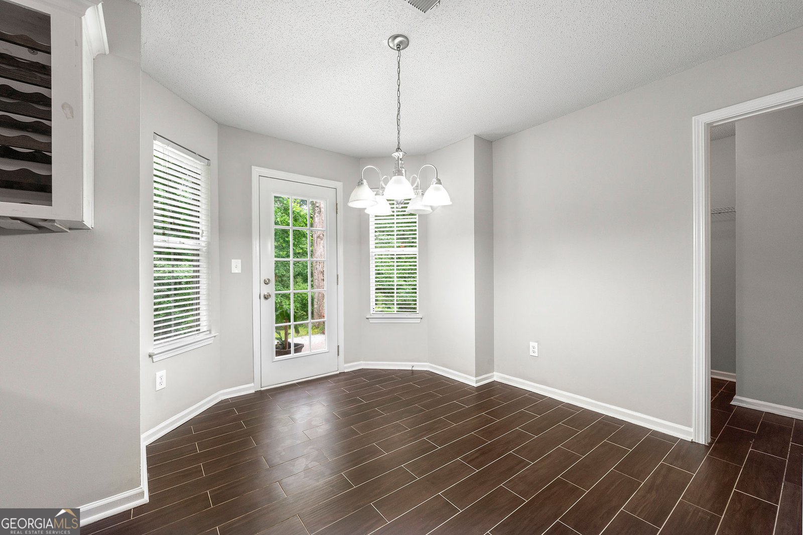 1086 Erie Circle Stone Mountain - 11