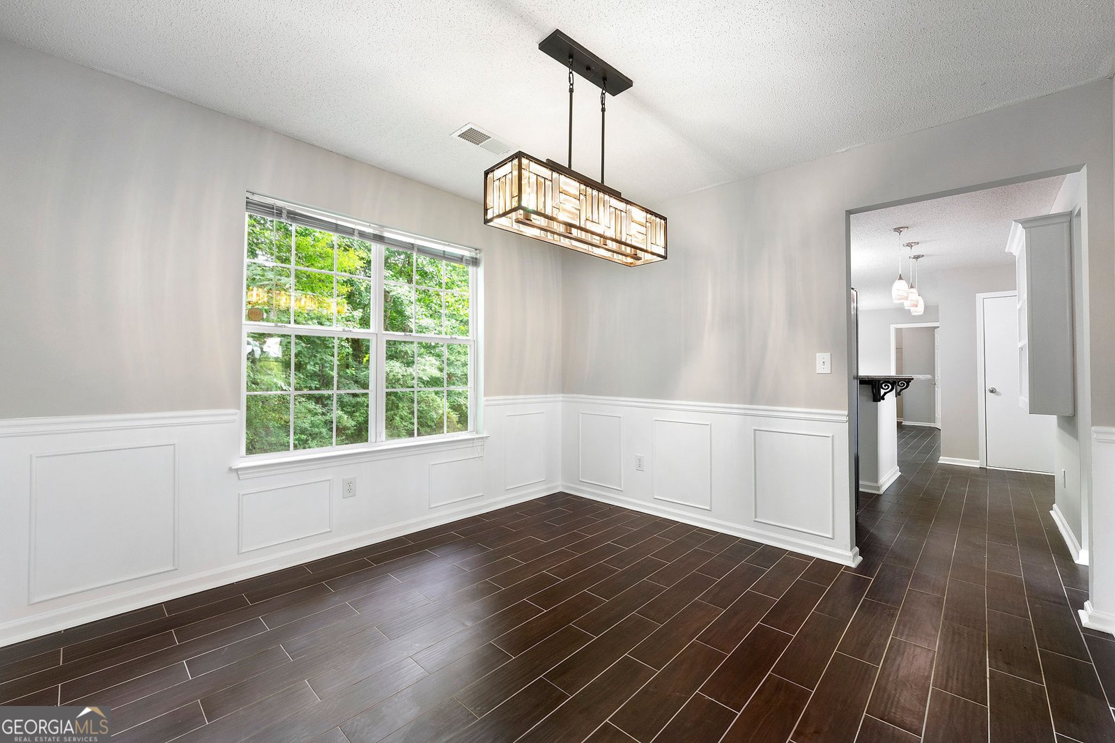 1086 Erie Circle Stone Mountain - 6