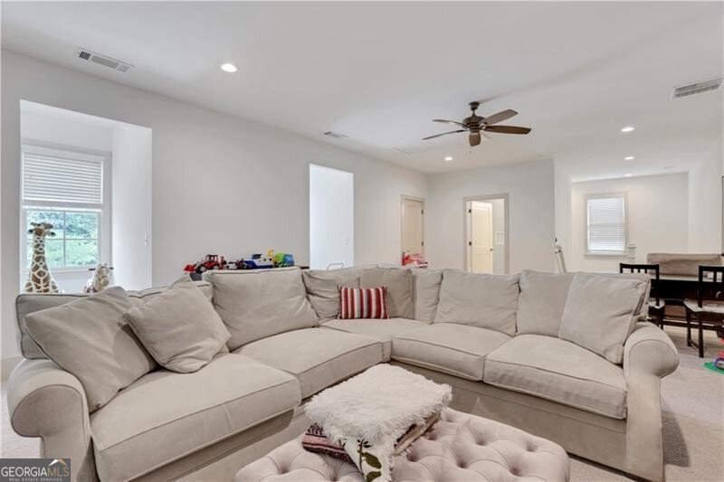 4250 Summit Drive Marietta - 44