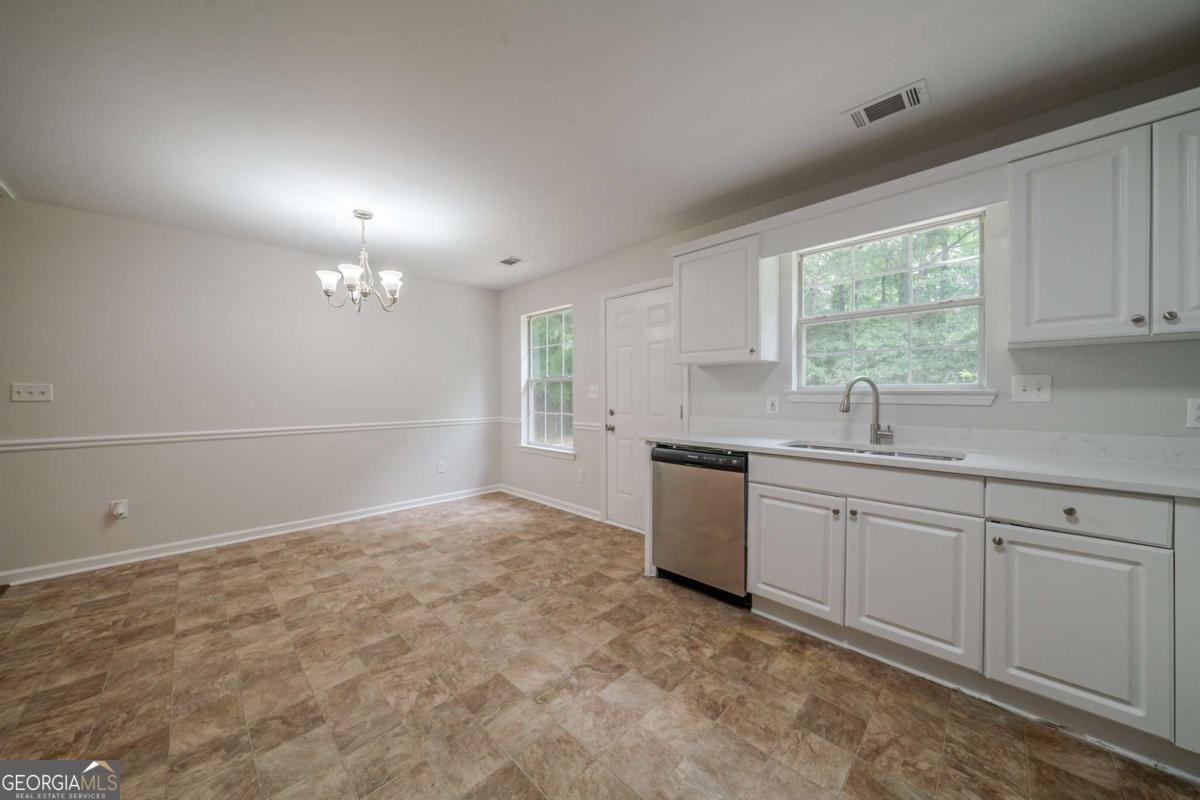 40 Heather Woods Court Covington - 10