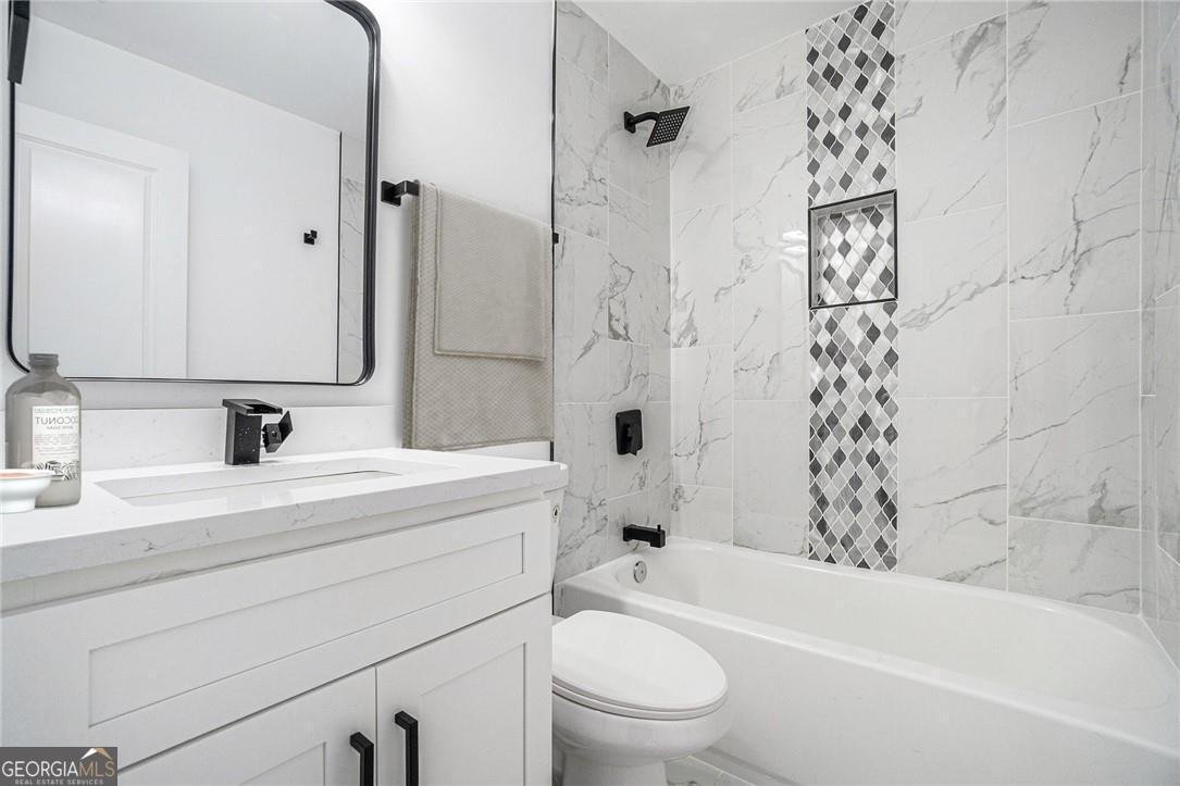 904 Fairburn Road Atlanta - 18