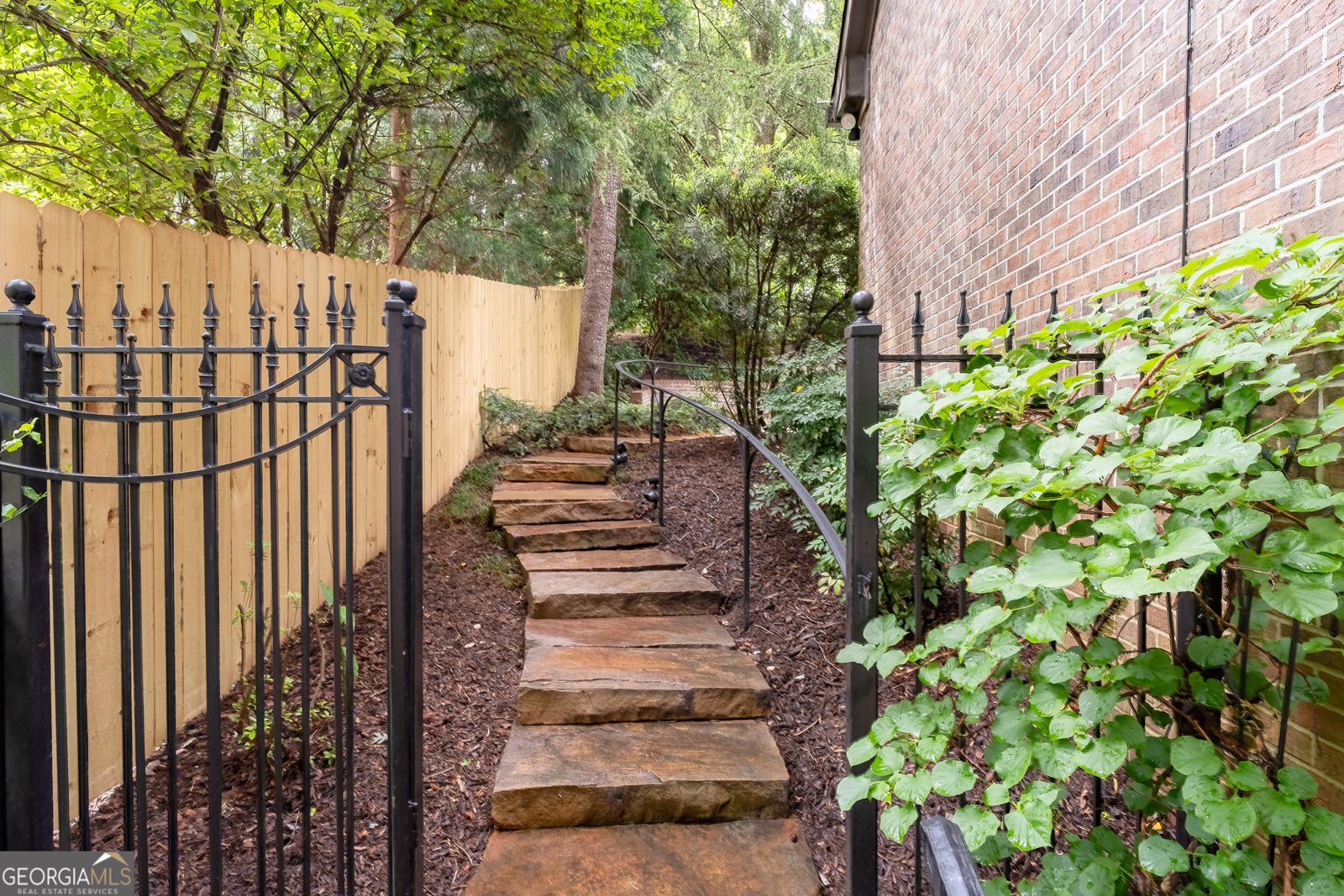 5049 Lake Terrace Marietta - 38